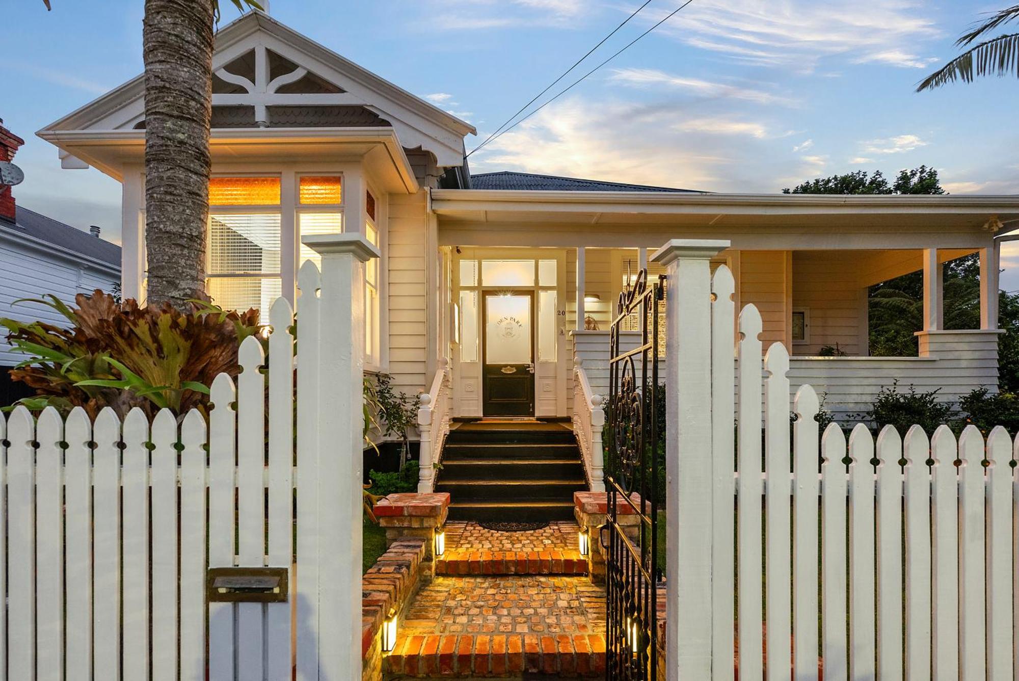 Eden Park Bed And Breakfast Inn โอ๊คแลนด์ ภายนอก รูปภาพ