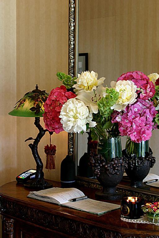 Eden Park Bed And Breakfast Inn โอ๊คแลนด์ ภายนอก รูปภาพ