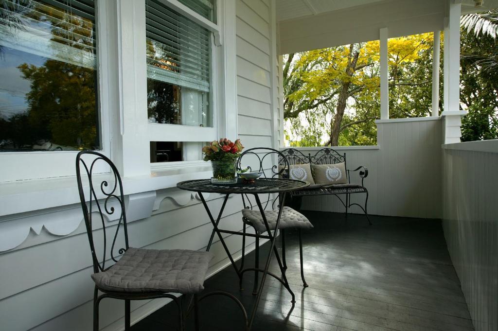 Eden Park Bed And Breakfast Inn โอ๊คแลนด์ ภายนอก รูปภาพ