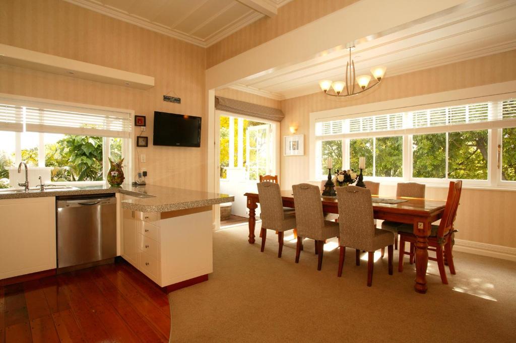 Eden Park Bed And Breakfast Inn โอ๊คแลนด์ ภายนอก รูปภาพ